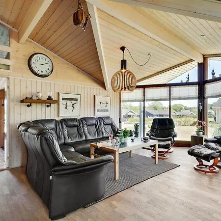 Ela - 500m From The Sea By Interhome Holiday home Spodsbjerg