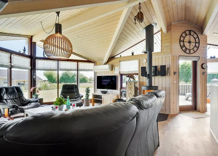 Ela - 500m From The Sea By Interhome