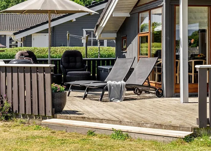 Ela - 500m From The Sea By Interhome *